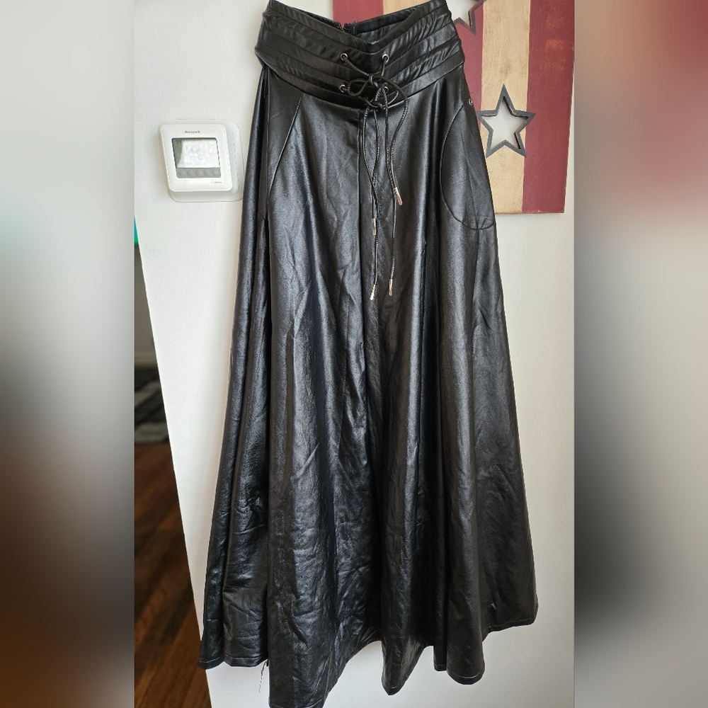 AKIRA Black A-Line Skirt